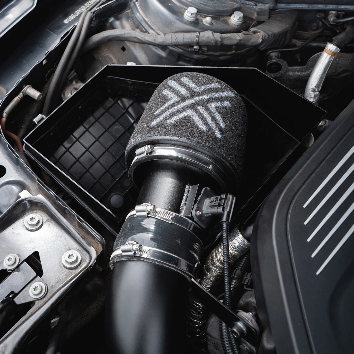 Pipercross Performance Air Intake Kit PK419 - BMW M140i M240i 340i 440i B58