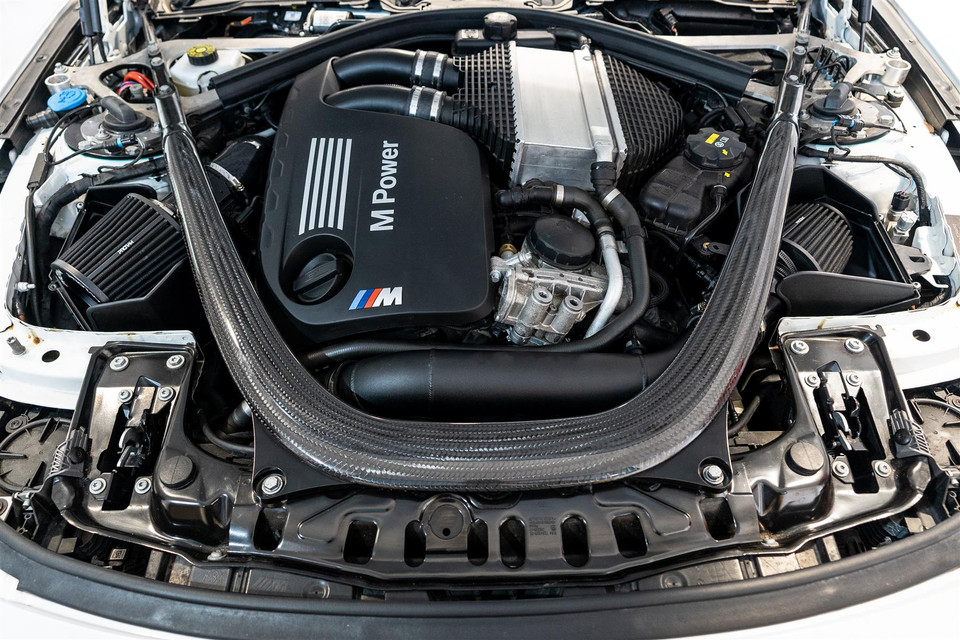 Performance Pleated Induction Kit – BMW S55 M2 / M3 / M4 (Ramair)